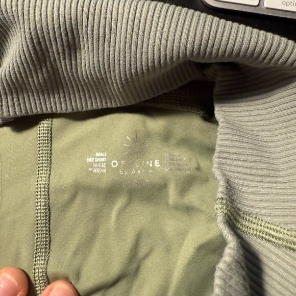 Aerie Shorts - Picture 2 of 3